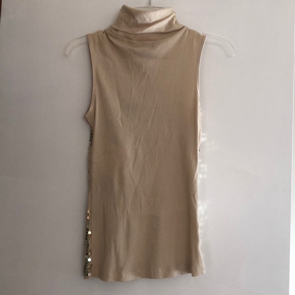 Top - Picture 5 of 8